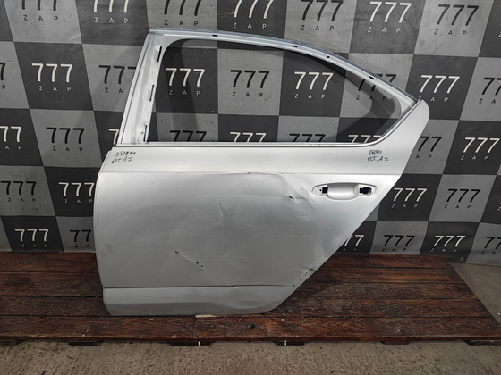 Дверь задняя левая Skoda Octavia 3 (A7) 13-20 Б/У Оригинал 5E5833055B