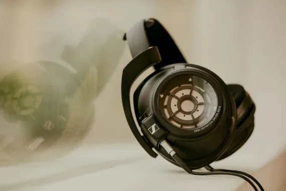 Sennheiser HD 820