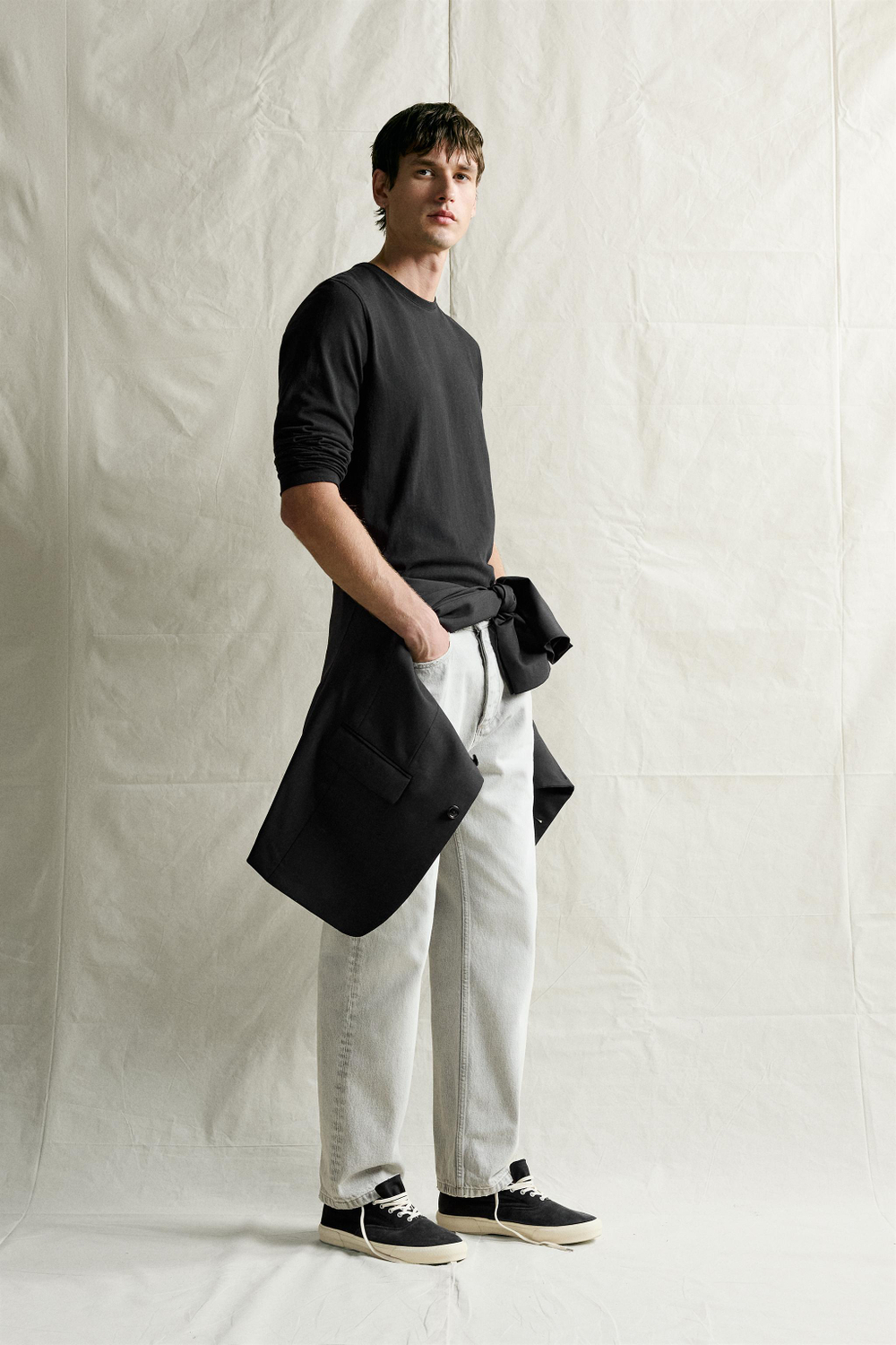 ФУТБОЛКА RELAXED FIT С ДЛИННЫМИ РУКАВАМИ — ZARA · 4161/301