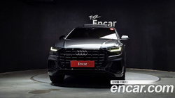 Audi Q8 55 TFSI Quattro Premium — 2021