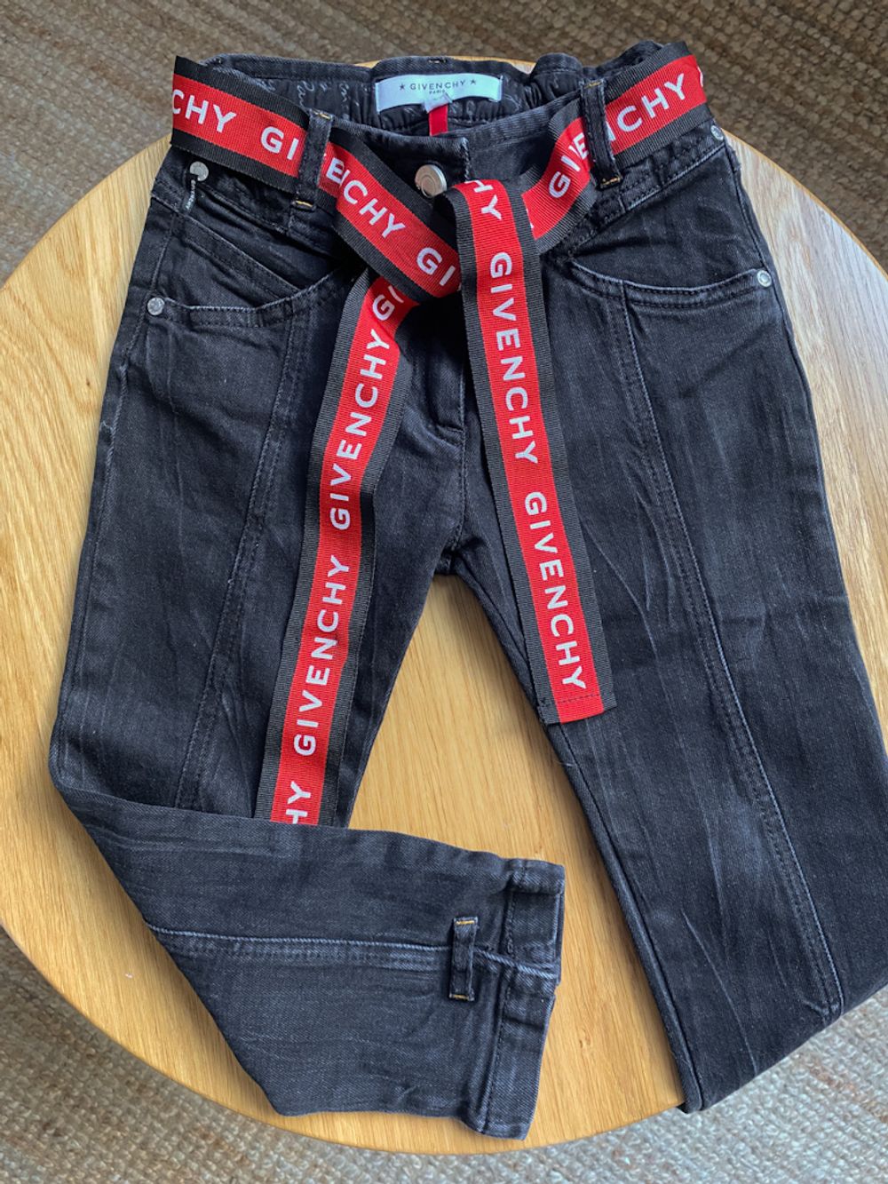 Джинсы Givenchy, 110