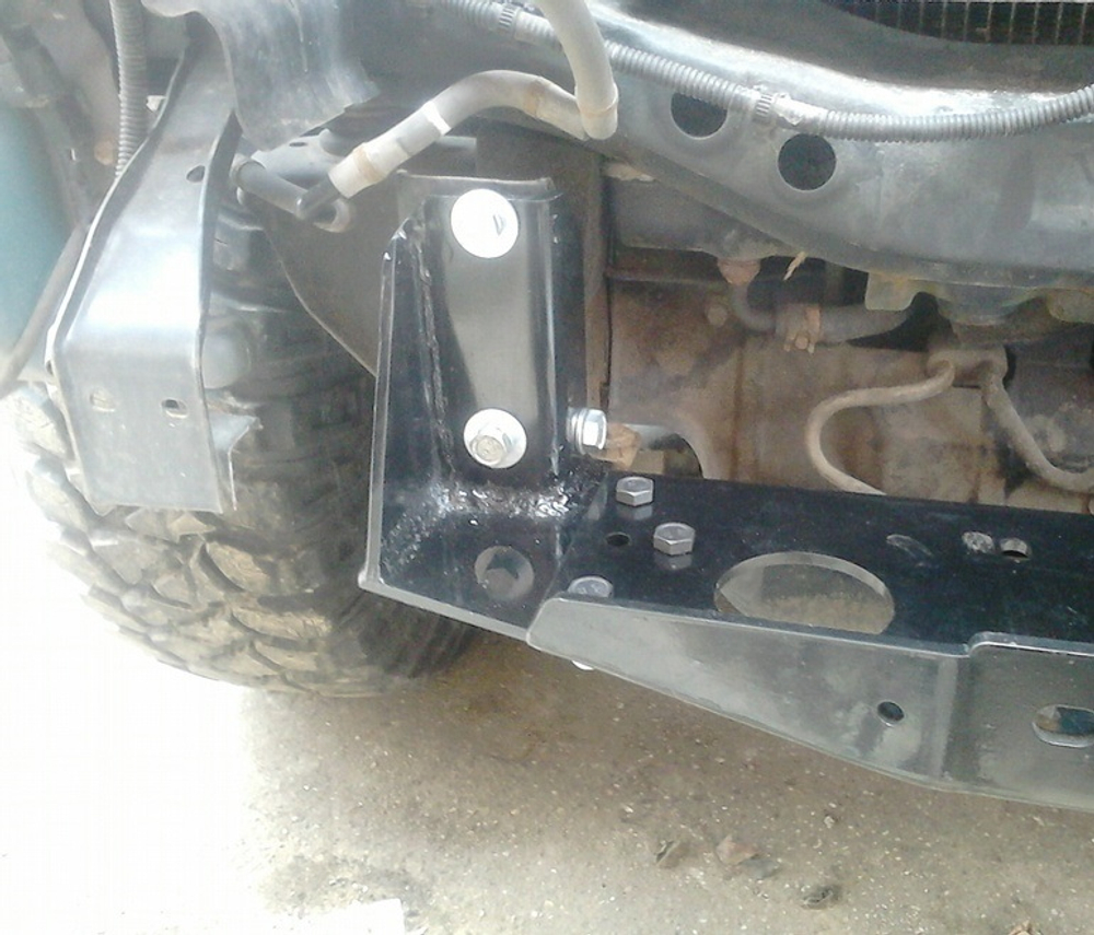 Площадка лебедки в штатный бампер Mitsubishi Pajero Sport 1998-2008 г.в.(I поколение)