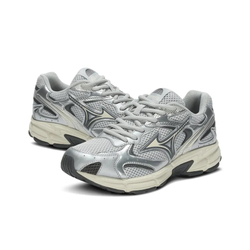 alt="Серебристые светоотражающие вставки на Mizuno Speed 2K White Silver"