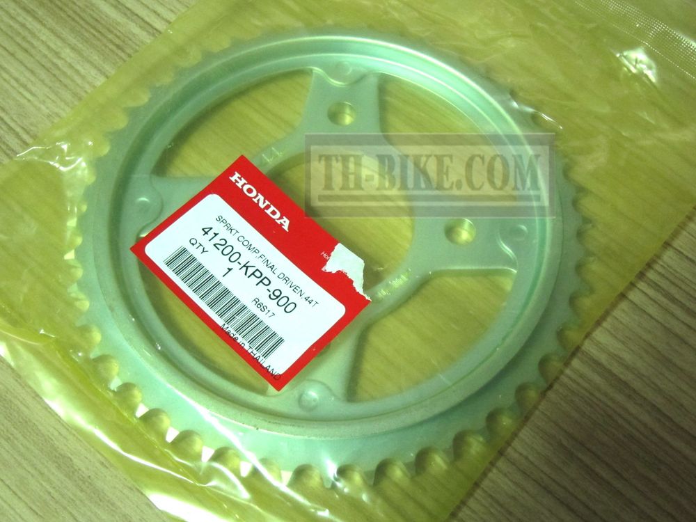 41200-KPP-900. SPROCKET COMP., FINAL DRIVEN (44T)
