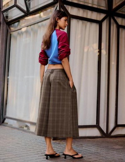 Женские шорты-кюлоты с пуговицами на запахе - BERSHKA