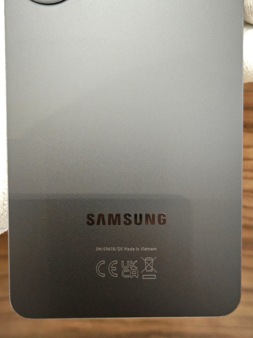 Задняя крышка ПРЕМИУМ для Samsung S26 S942B / S941B ( заднее стекло ) Цвет: Чёрный / Black