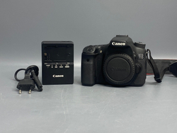 Canon EOS 70D 11.000 кадров