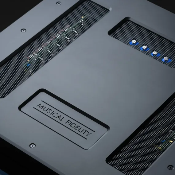 Musical Fidelity NU-Vista 800.2 Silver