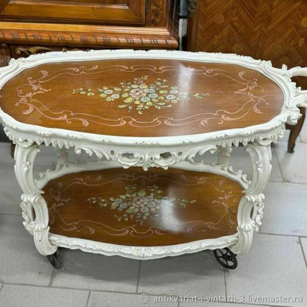 Сервировочный итальянский столик