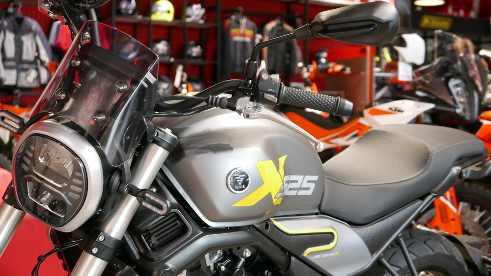 VOGE AC525X