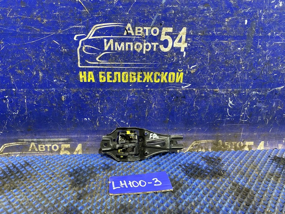Ручка двери передней правой салонная TOYOTA HIACE 1991