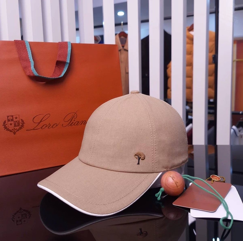 Бейсболка Loro Piana