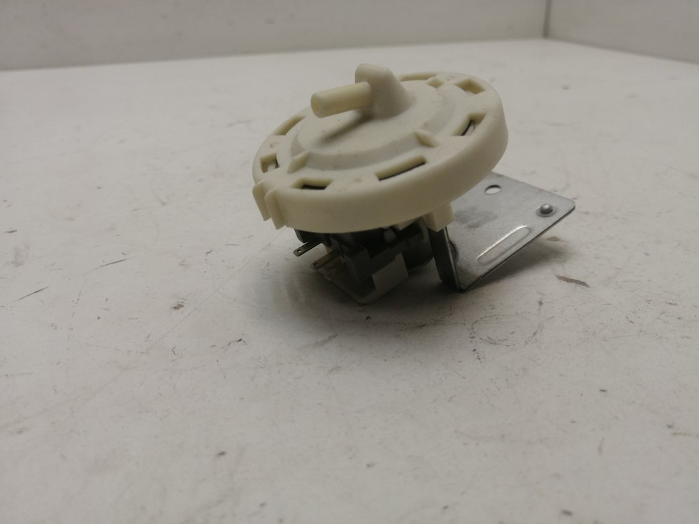 WMD75105BL кт98 Датчик уровня воды для стиральной машины Beko WMD75105BL б/у