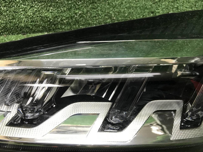 Битая Фара левая Chery Tiggo 8 (2018-н.в.) LED