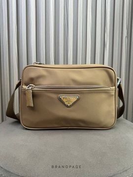 Сумка-мессенджер бежевая от Prada BP5-488725