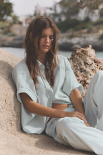 РУБАШКА СТРУЯЩЕГОСЯ ПОКРОЯ С КОРОТКИМИ РУКАВАМИ — ZARA