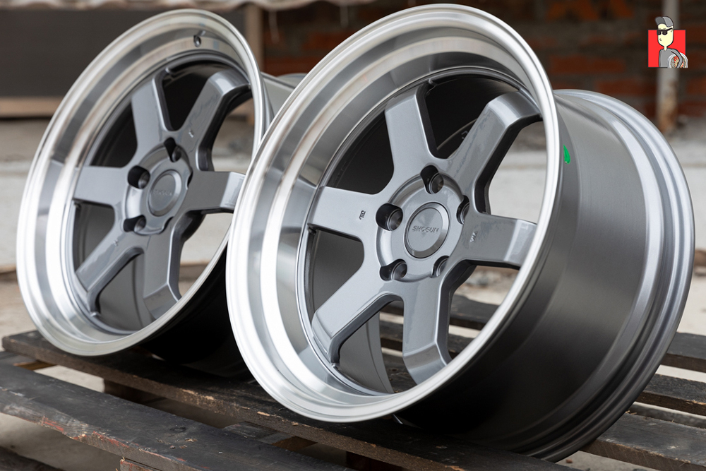 Комплект дисков Rays TE37V 17x8/9 et35/25 5x114.3