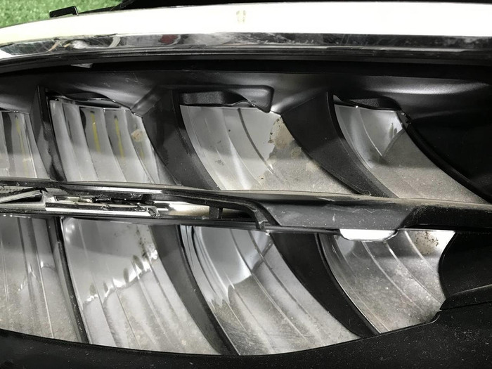 Битая Фара правая Mercedes E W213 (2020-2023) LED