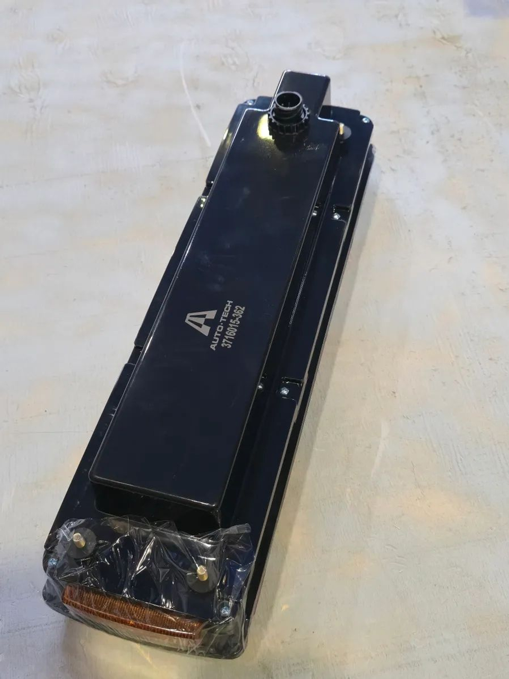 Фонарь задний левый FAW J6 (АТ2063) (AVTO-TECH)