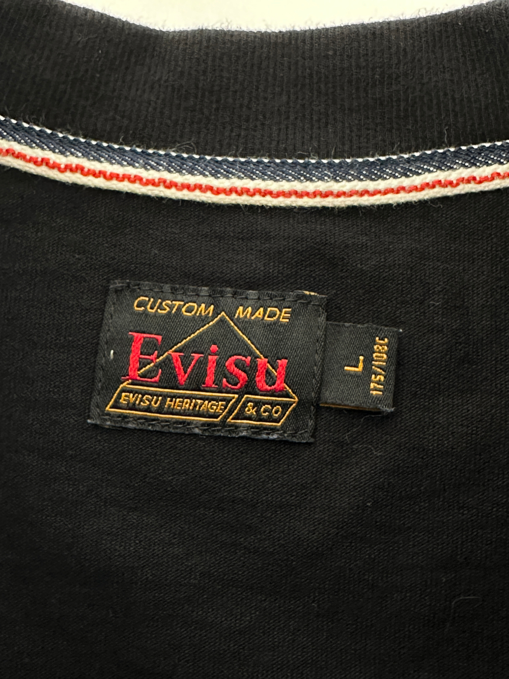 Футболка Evisu