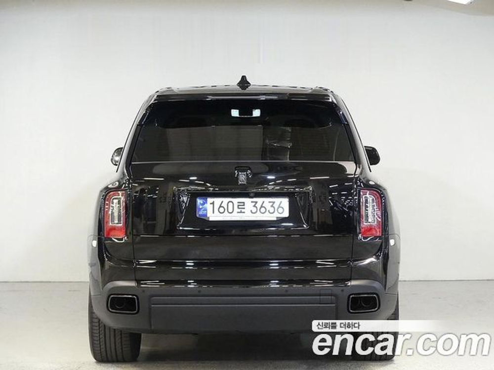 Rolls-Royce Cullinan 6.7 V12 Black Badge — 2024
