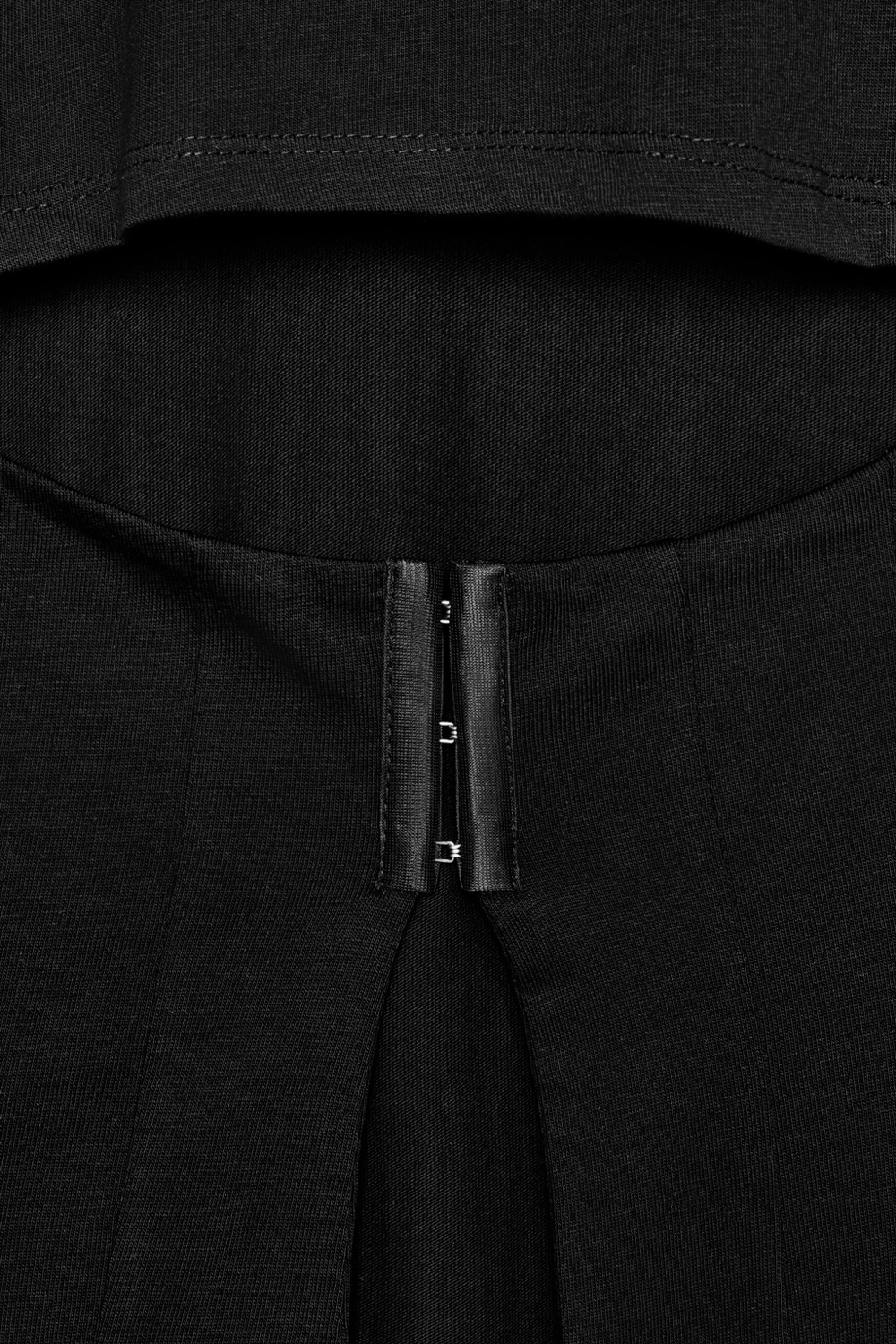 ZARA ФУТБОЛКА С КОРСЕТОМ НА СПИНЕ, ЧЕРНЫЙ