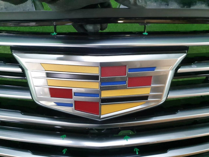 Решетка радиатора Cadillac Escalade 5 (2020-н.в.)