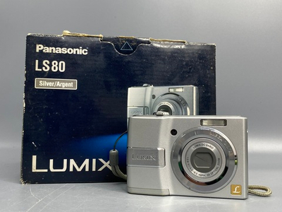 Lumix DMC-LS80