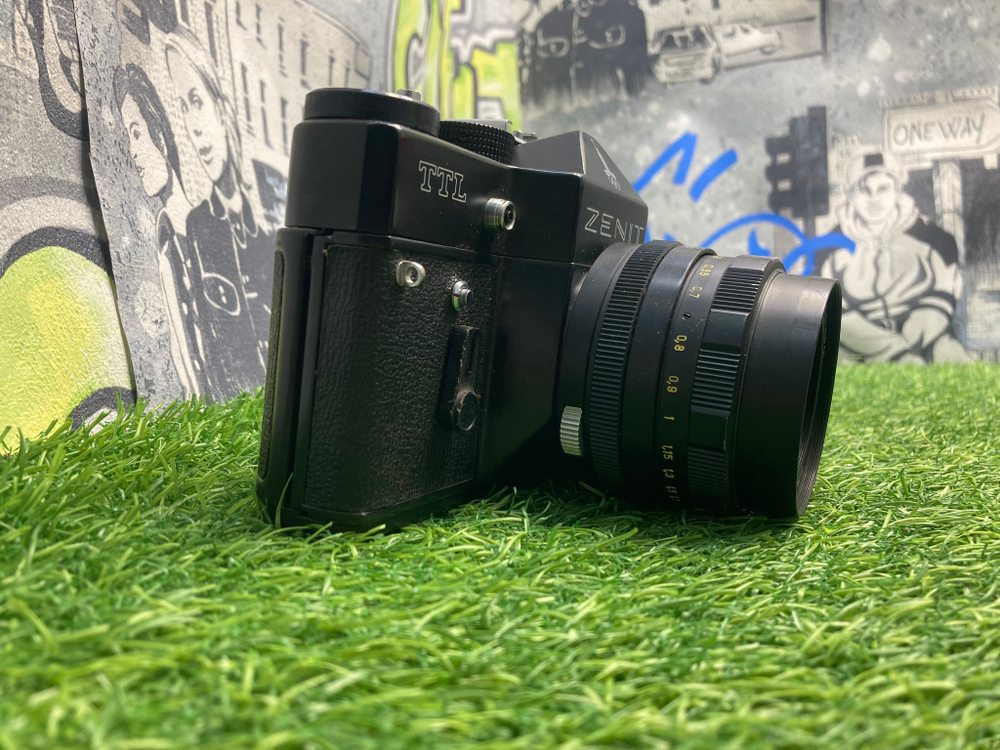 Zenit TTL Олимпийский + Helios-44M