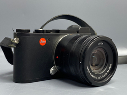 Leica CL Kit + Vario-Elmar-TL 18–56mm