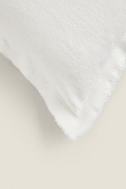 ZARA HOME ЛЬНЯНОЙ ЧЕХОЛ НА ПОДУШКУ С КИСТОЧКАМИ, ЭКРЮ