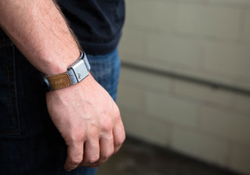 Кистевой ремень Peak Design Cuff