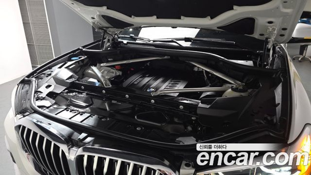 BMW X5 xDrive 30d xLine — 2019