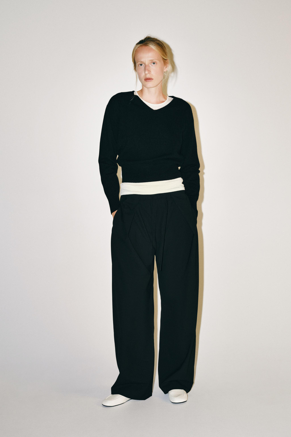 БРЮКИ СО СКЛАДКАМИ — ZW COLLECTION — ZARA