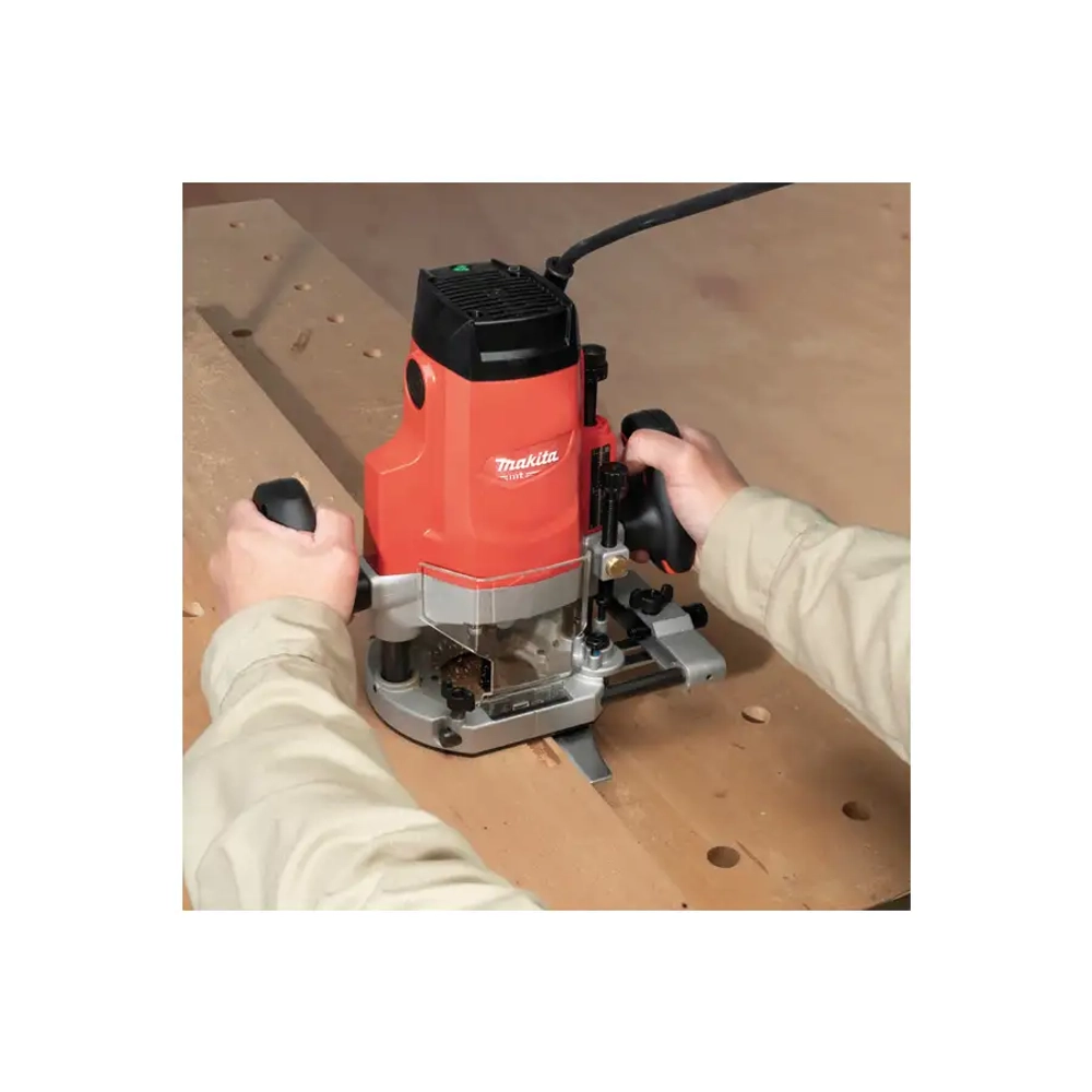 Фрезер MT Makita M3602