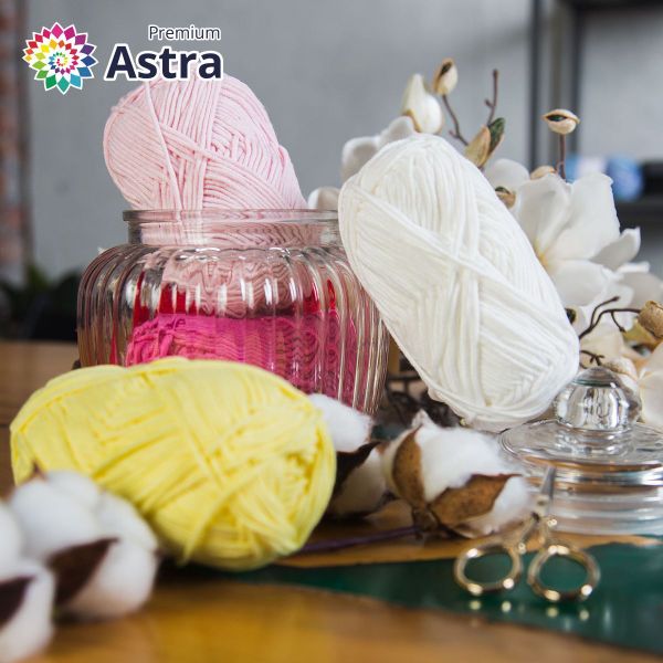 Пряжа Astra Premium (Астра Премиум) Джинс (Jeans) / уп.4 мот. по 50 г, 135 м, 310 желтый
