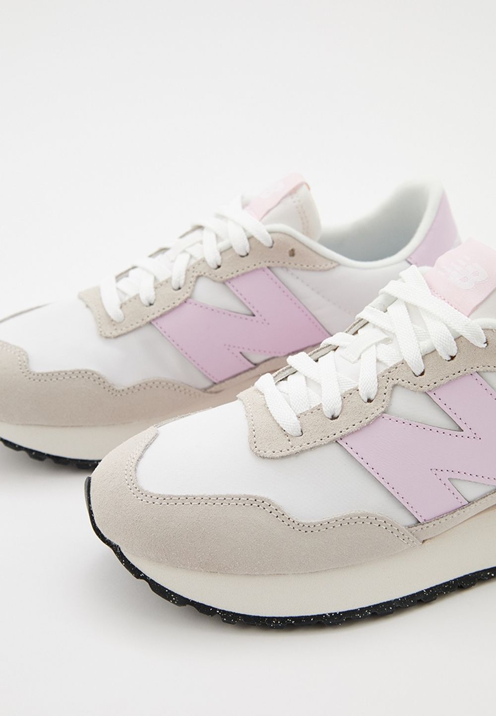 Кроссовки женские NEW BALANCE 237