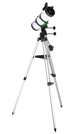 Телескоп Sky-Watcher P114N StarQuest EQ1 - боковой вид на полный штатив