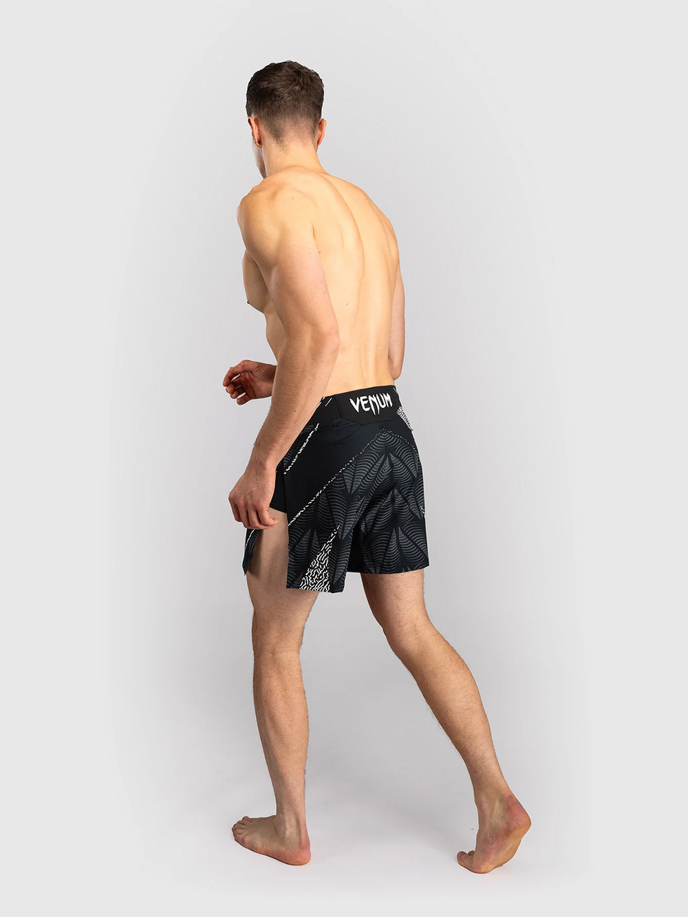 Шорты ММА Venum UFC Zenith Fight Night Gladiator style Black/White