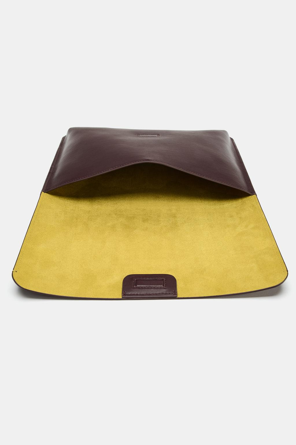 ZARA КОЖАНЫЙ ЧЕХОЛ ДЛЯ IPAD, БАКЛАЖАННЫЙ