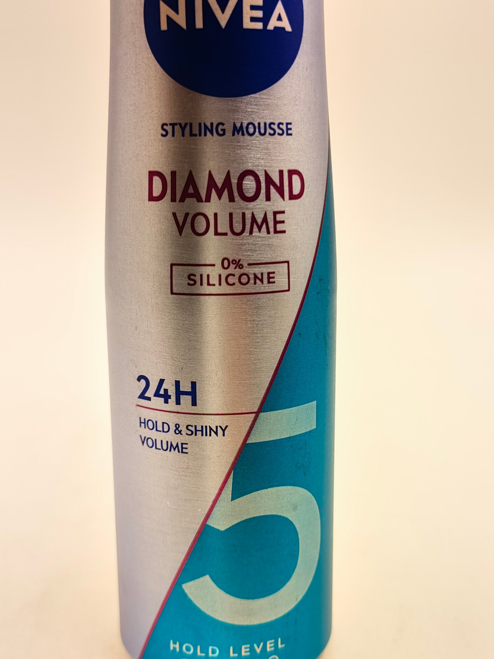 Мусс для волос  Nivea Diamond Volume, без силиконов, фиксация, блеск и объем до 24 часов, 150 мл (Германия)