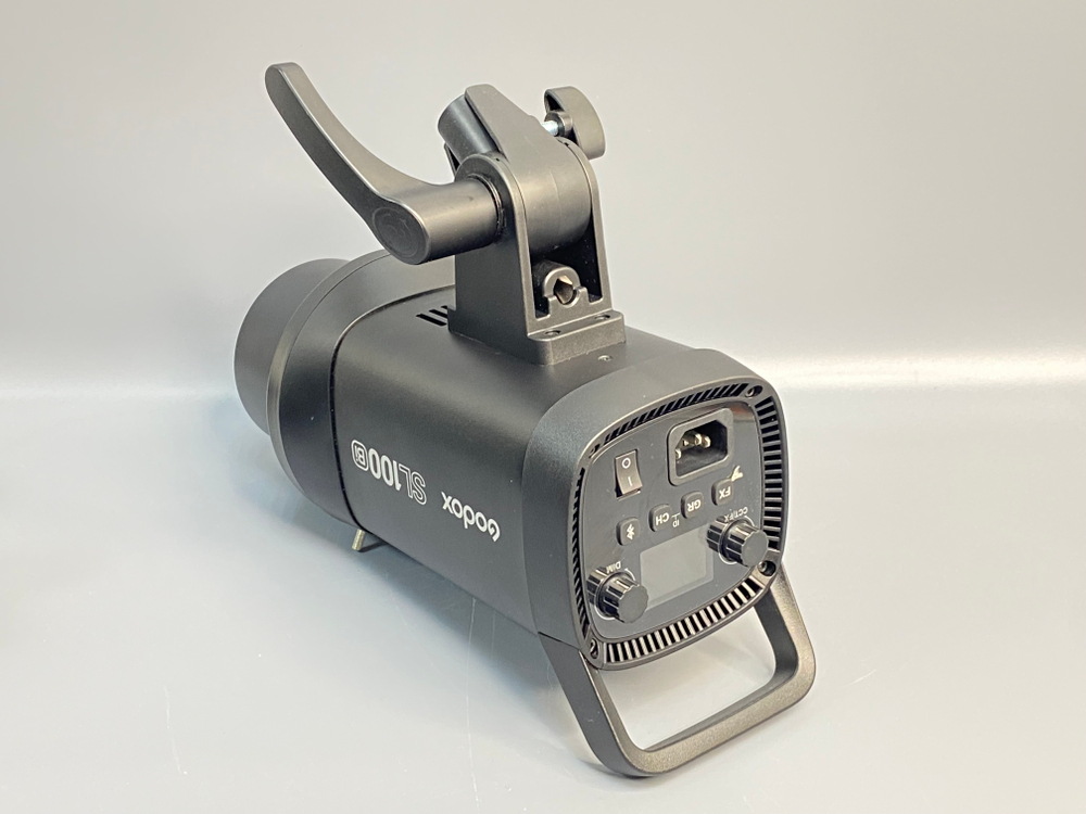 Godox SL100Bi