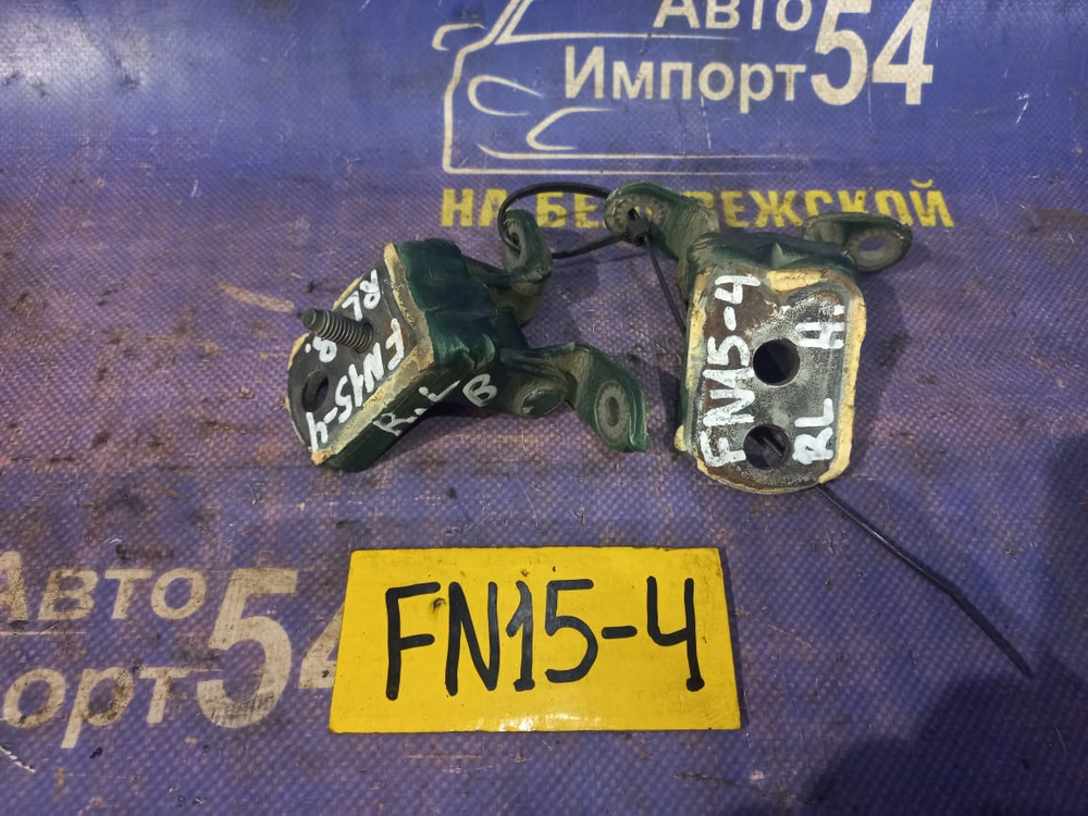 Петля двери задней левой NISSAN PULSAR 1999