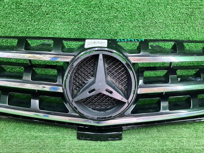 Решетка радиатора Mercedes ML W166 (2011-2015)