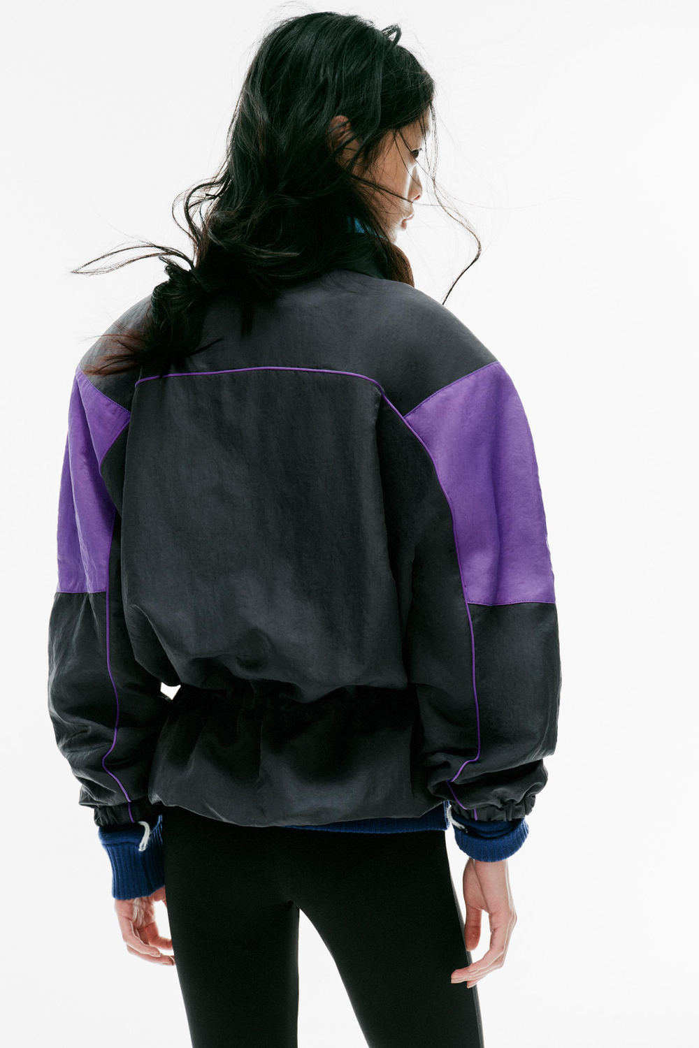 КУРТКА С ПОДПЛЕЧНИКАМИ — ZARA