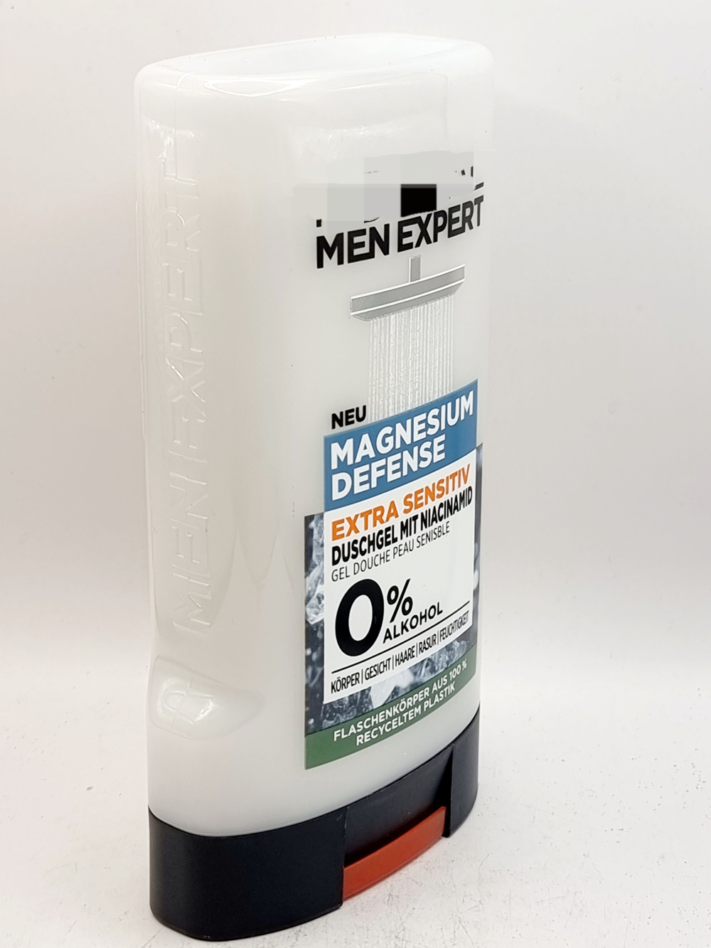 Гель для душа для чувствительной кожи Men Expert Magnesium Defense Sensitive 250 мл (Франция)