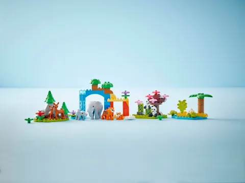Конструктор LEGO Duplo 10446 Семейства диких животных 3в1