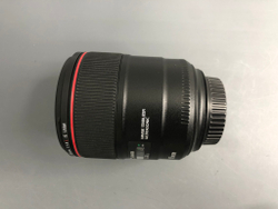 Canon EF 85mm 1.4L IS USM