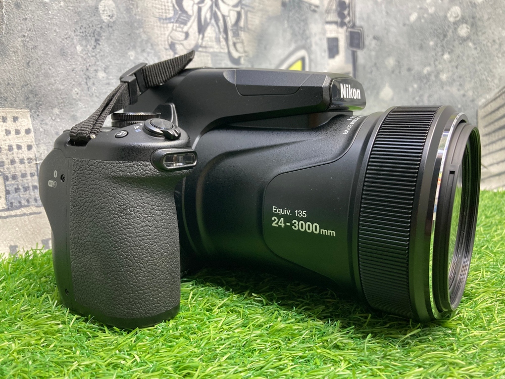 Nikon Coolpix P1000