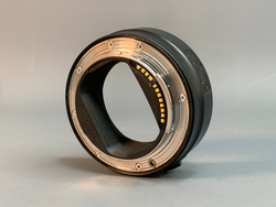 Canon EF-EOS R